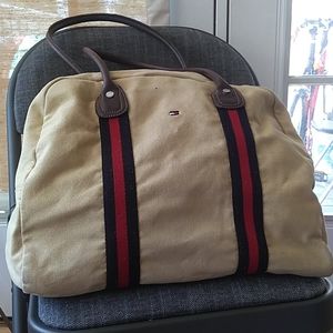 Tommy Hilfiger weekender bag